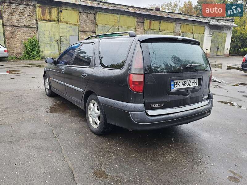 Универсал Renault Laguna 1997 в Киеве