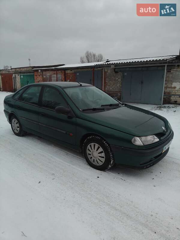 Лифтбек Renault Laguna 1997 в Вараше