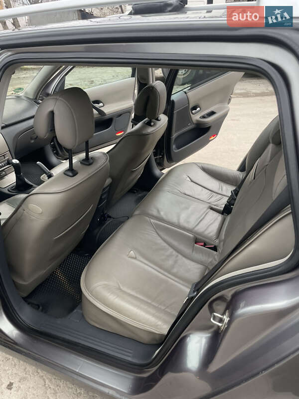 Универсал Renault Laguna 2003 в Хмельницком