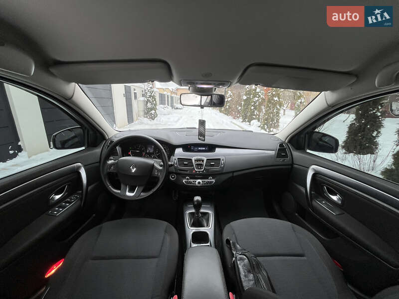 Лифтбек Renault Laguna 2010 в Ужгороде фото 21 Лифтбек Renault Laguna 2010 в Ужгороде