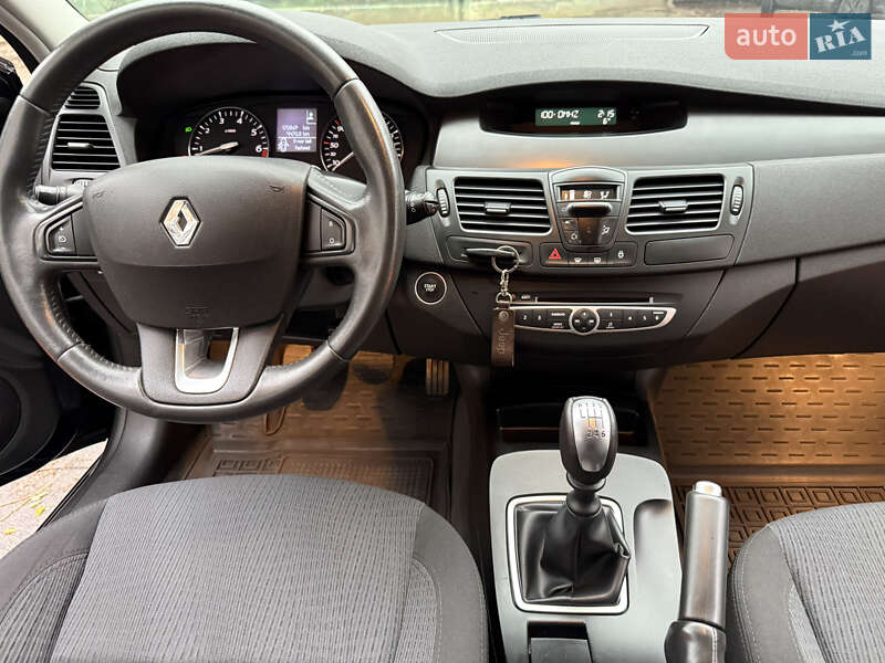 Универсал Renault Laguna 2009 в Полтаве фото 19 Универсал Renault Laguna 2009 в Полтаве