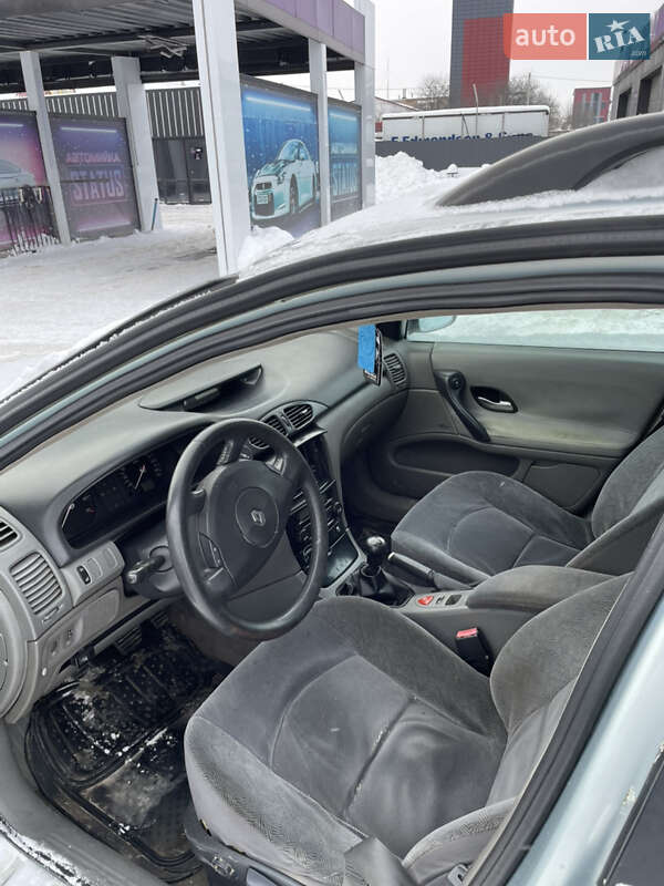 Универсал Renault Laguna 2001 в Ровно