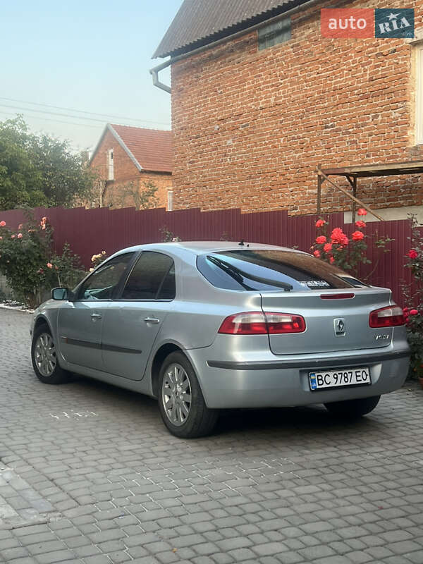 Лифтбек Renault Laguna 2003 в Львове