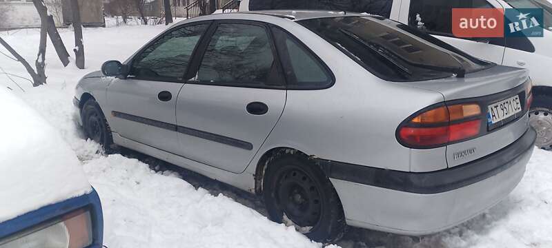 Лифтбек Renault Laguna 1998 в Ивано-Франковске