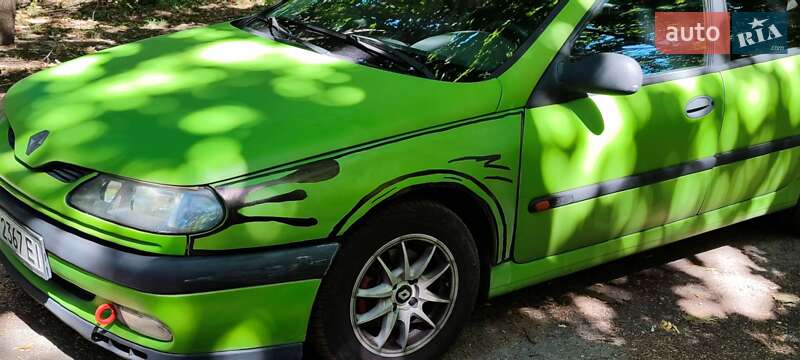 Лифтбек Renault Laguna 1995 в Киеве