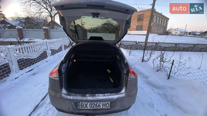 Лифтбек Renault Laguna 2007 в Волочиске