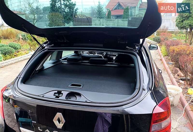 Универсал Renault Laguna 2010 в Вышгороде