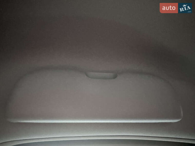 Универсал Renault Laguna 2011 в Стрые фото 99 Универсал Renault Laguna 2011 в Стрые