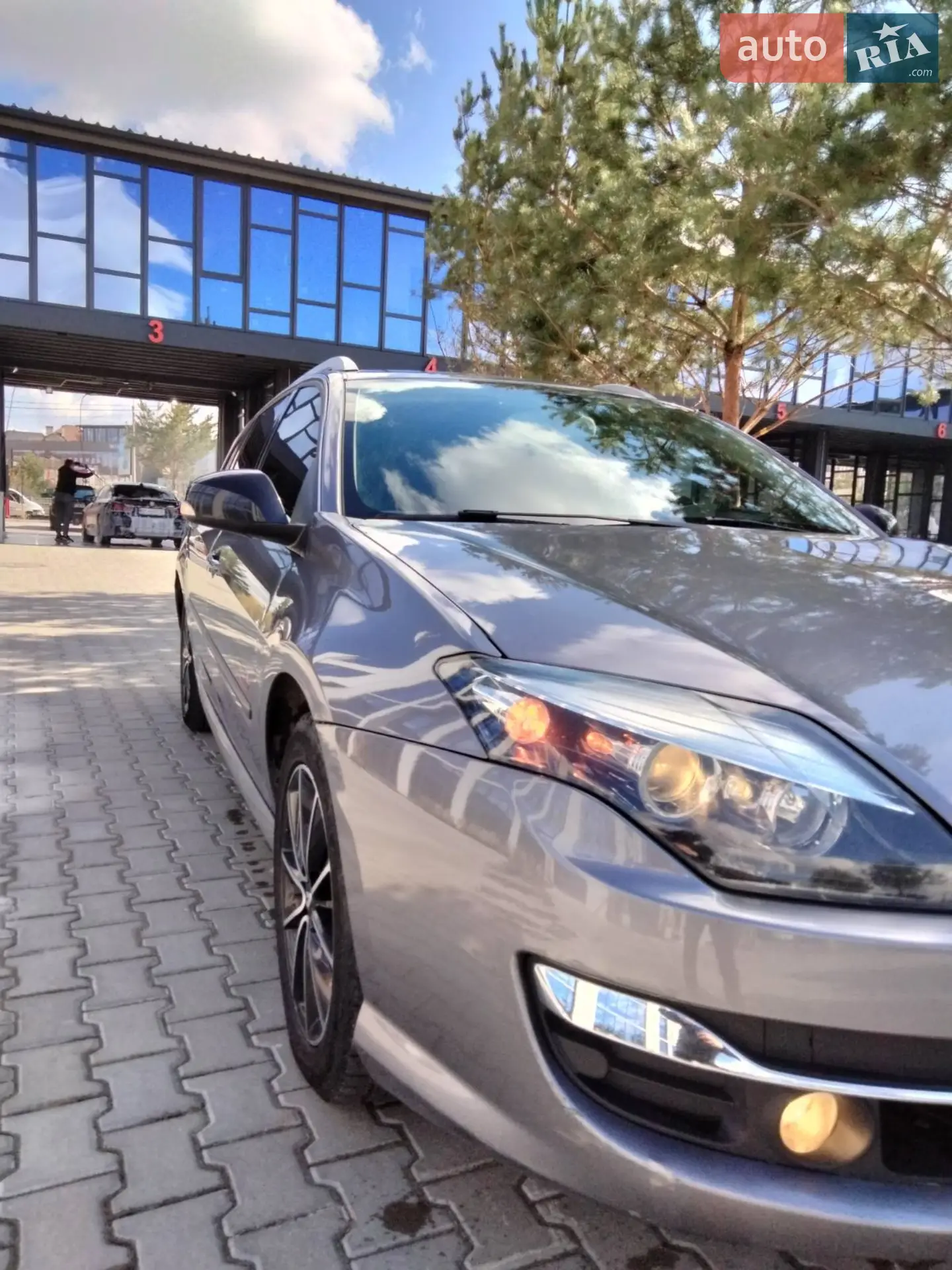 2012 Renault Laguna - мініатюра 17