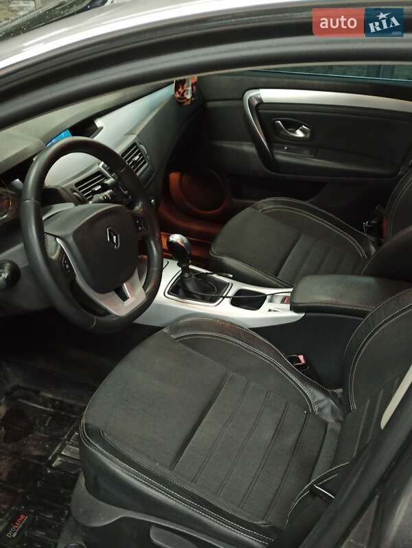 Лифтбек Renault Laguna 2008 в Ровно фото 7 Лифтбек Renault Laguna 2008 в Ровно