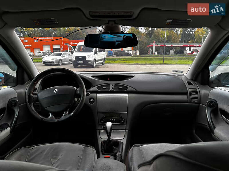 Лифтбек Renault Laguna 2002 в Ровно