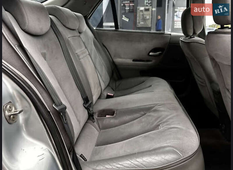 Лифтбек Renault Laguna 2002 в Ровно