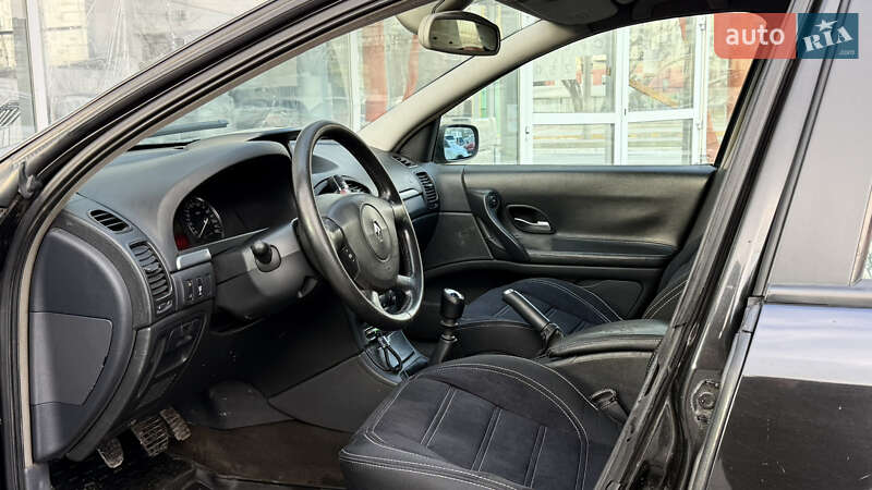 Універсал Renault Laguna 2004 в Запоріжжі фото 14 Універсал Renault Laguna 2004 в Запоріжжі