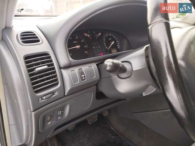 Універсал Renault Laguna 2003 в Хмельницькому фото 47 Універсал Renault Laguna 2003 в Хмельницькому