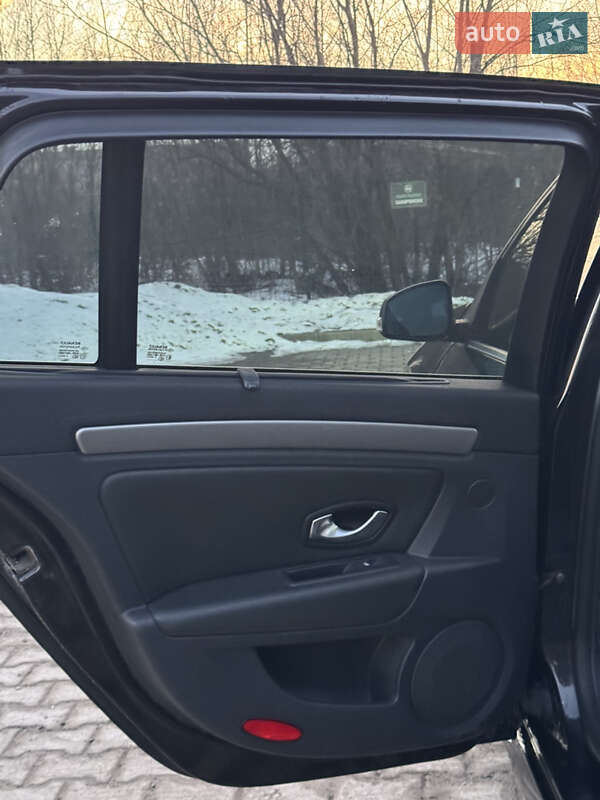 Универсал Renault Laguna 2011 в Каменец-Подольском