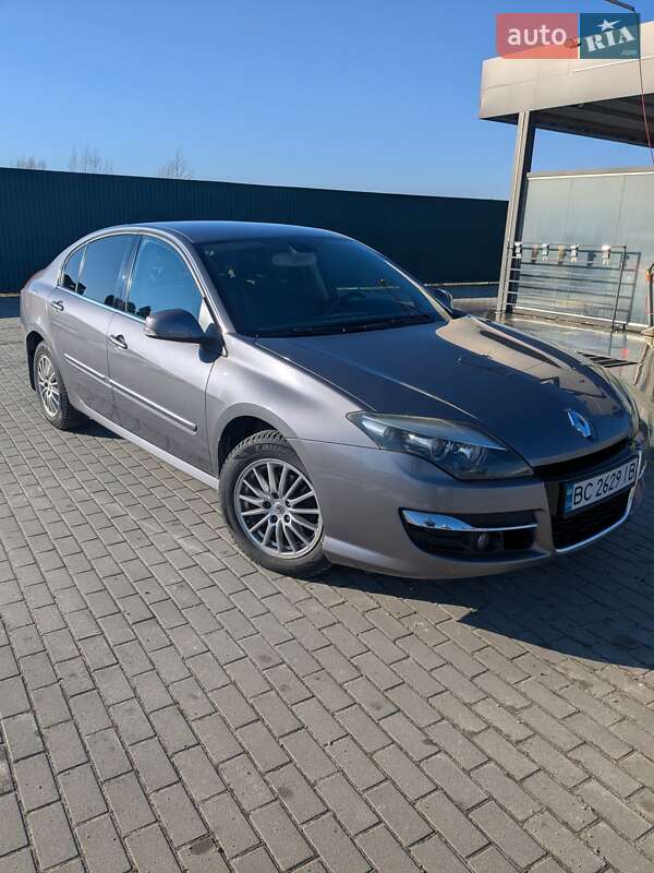 Ліфтбек Renault Laguna 2011 в Львові