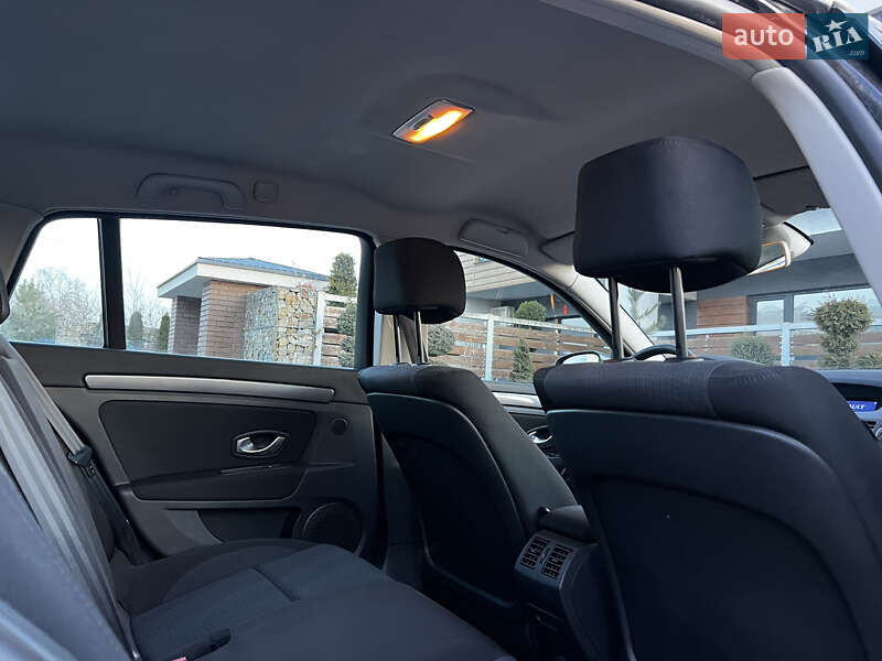 Універсал Renault Laguna 2011 в Стрию