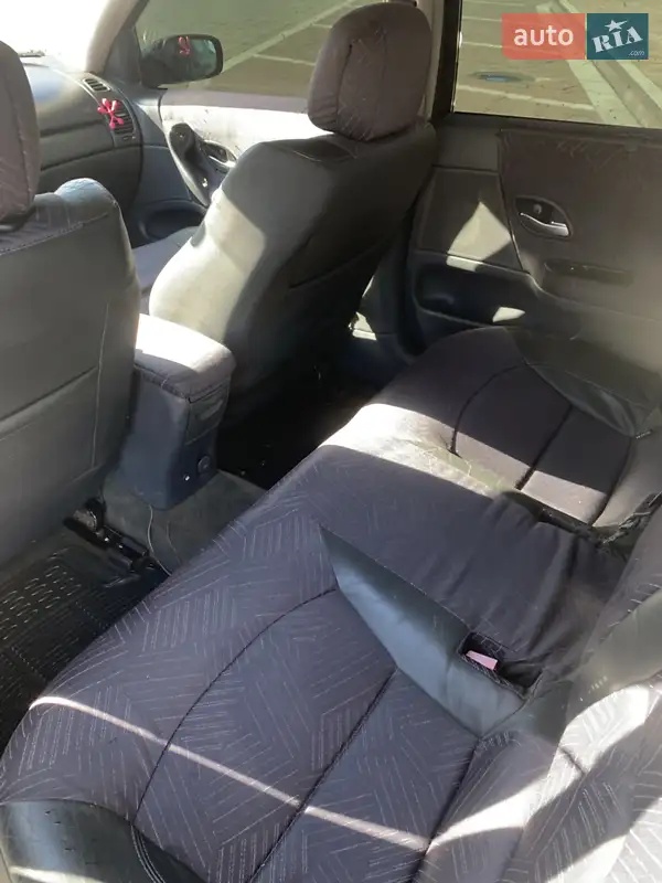 Renault Laguna 2001 VIN VF1BG0R0626070632 фото оголошення 5 з 40
