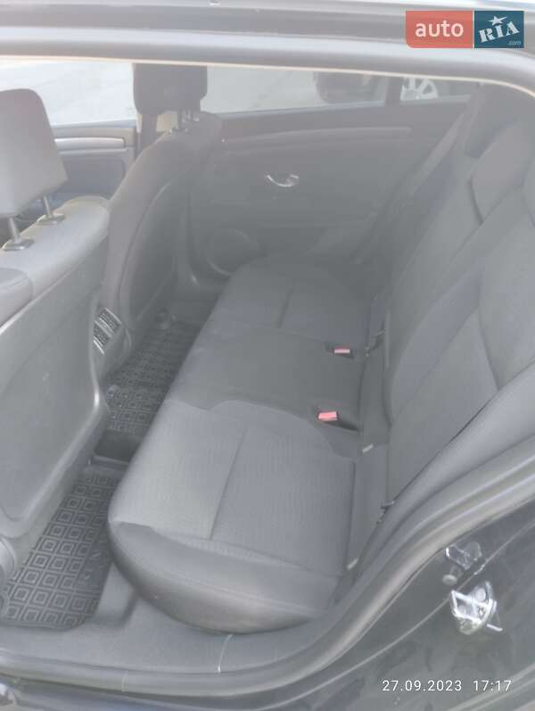 Универсал Renault Laguna 2010 в Виннице фото 5 Универсал Renault Laguna 2010 в Виннице