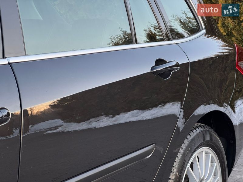 Універсал Renault Laguna 2011 в Стрию