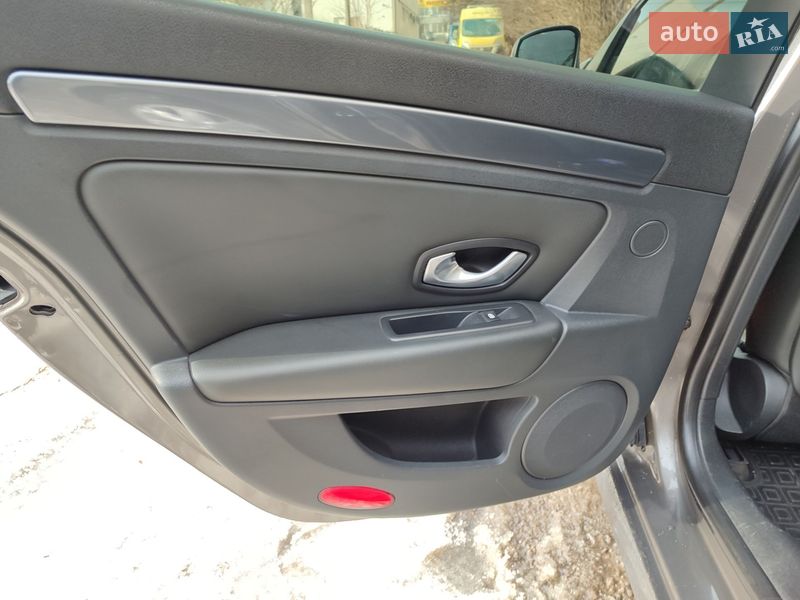 Ліфтбек Renault Laguna 2010 в Харкові