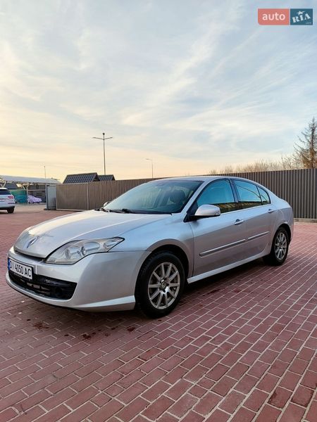 Ліфтбек Renault Laguna 2011 в Сарнах