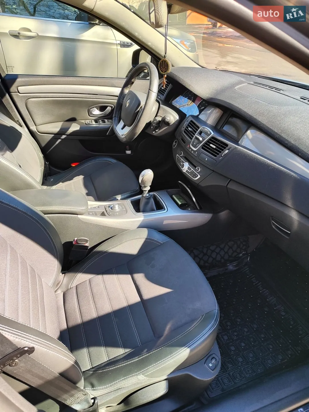 2010 Renault Laguna - мініатюра 15