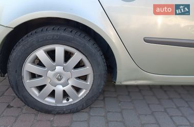 Універсал Renault Laguna 2002 в Ужгороді