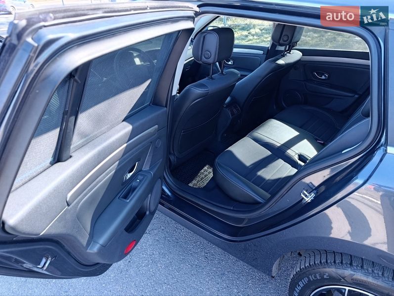 Універсал Renault Laguna 2011 в Черкасах