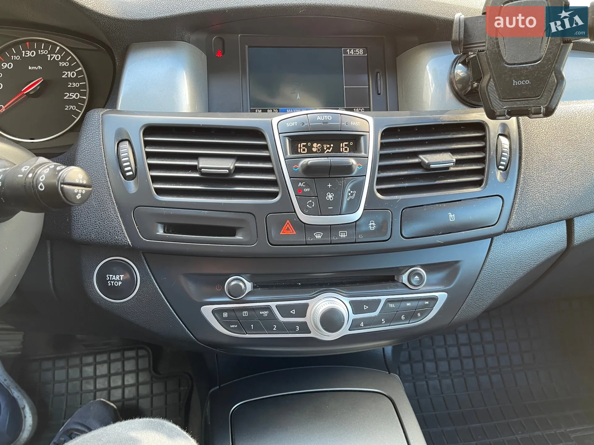 2012 Renault Laguna - мініатюра 17