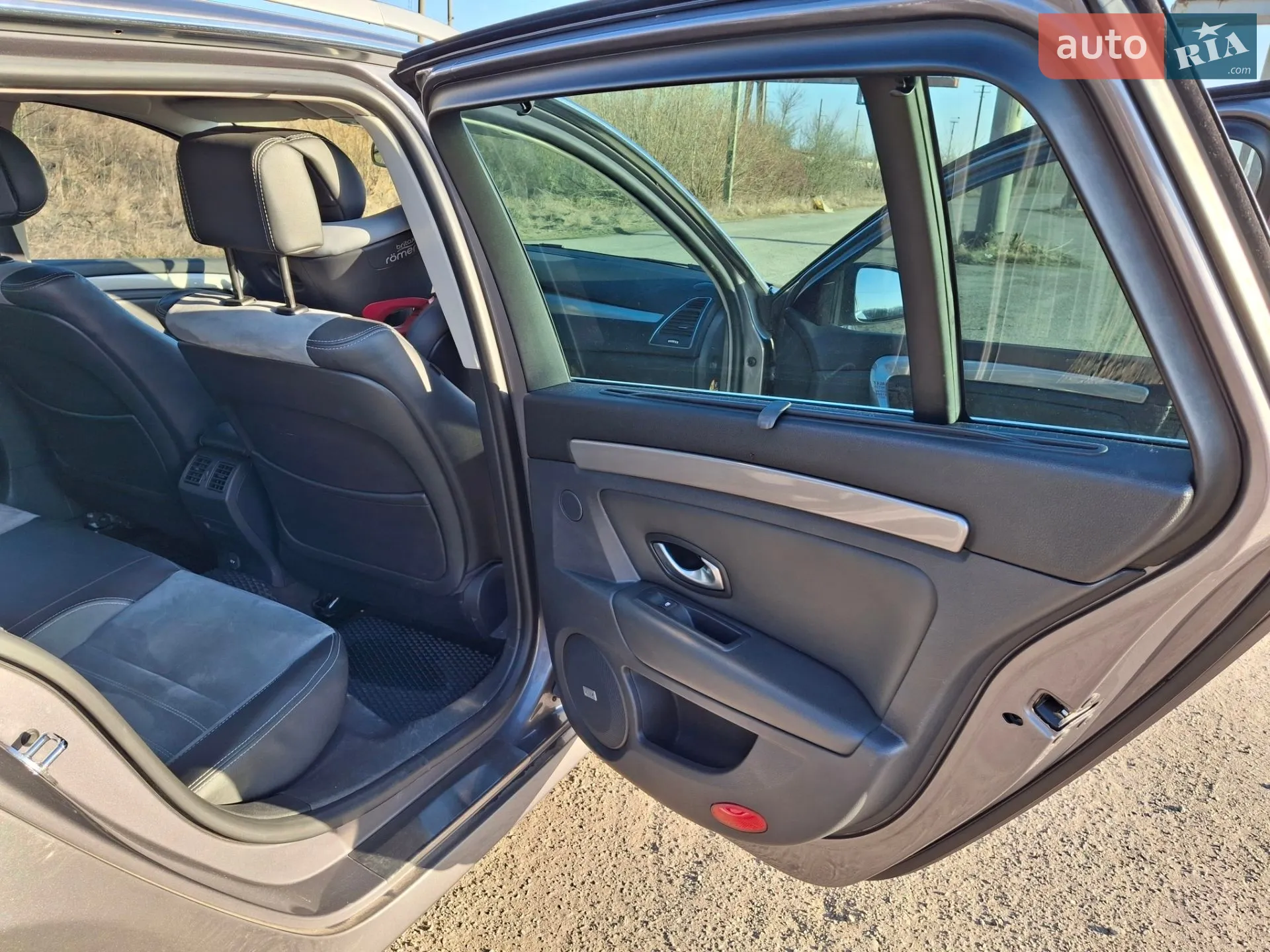 2011 Renault Laguna - мініатюра 13