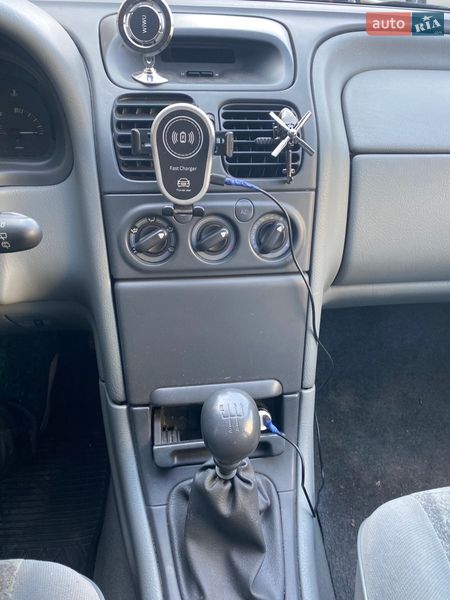 Универсал Renault Laguna 1999 в Луцке