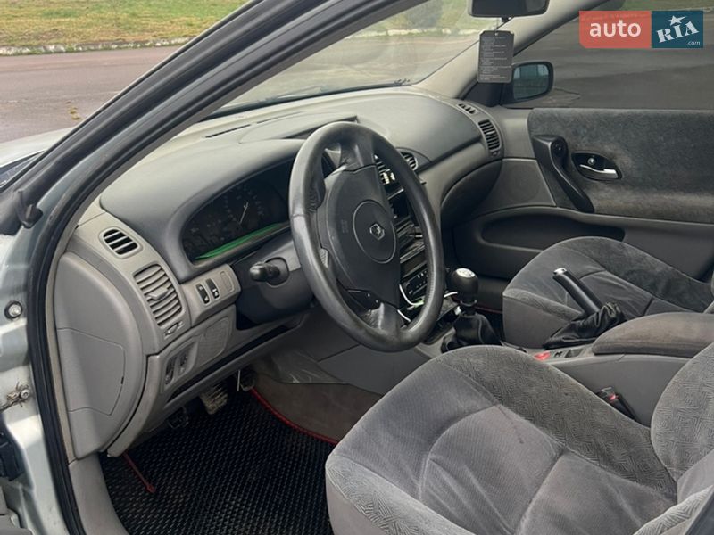 Універсал Renault Laguna 2002 в Косові фото 5 Універсал Renault Laguna 2002 в Косові