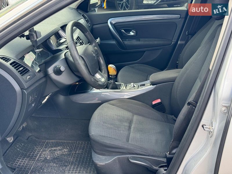 Лифтбек Renault Laguna 2010 в Виннице