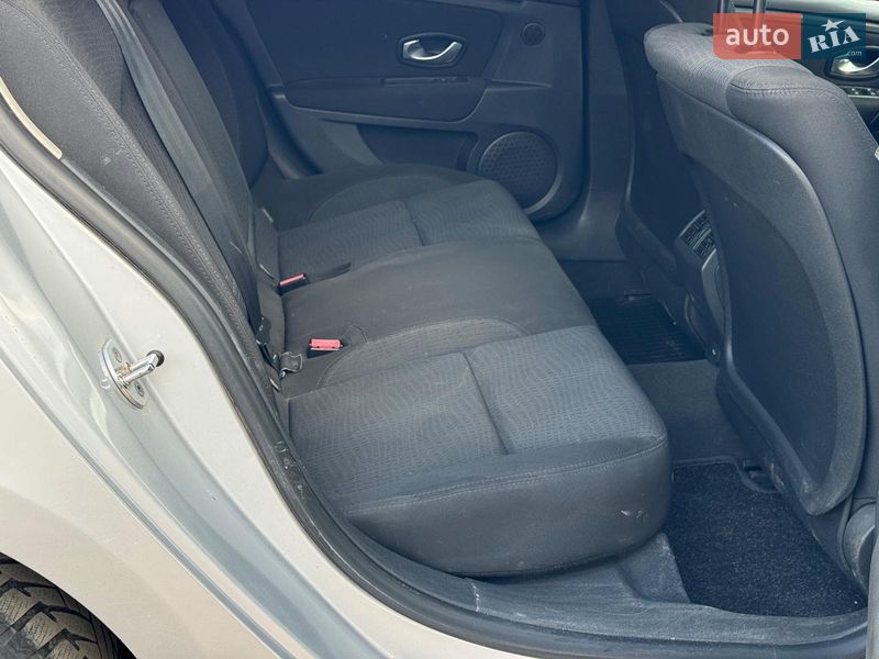 Лифтбек Renault Laguna 2010 в Виннице