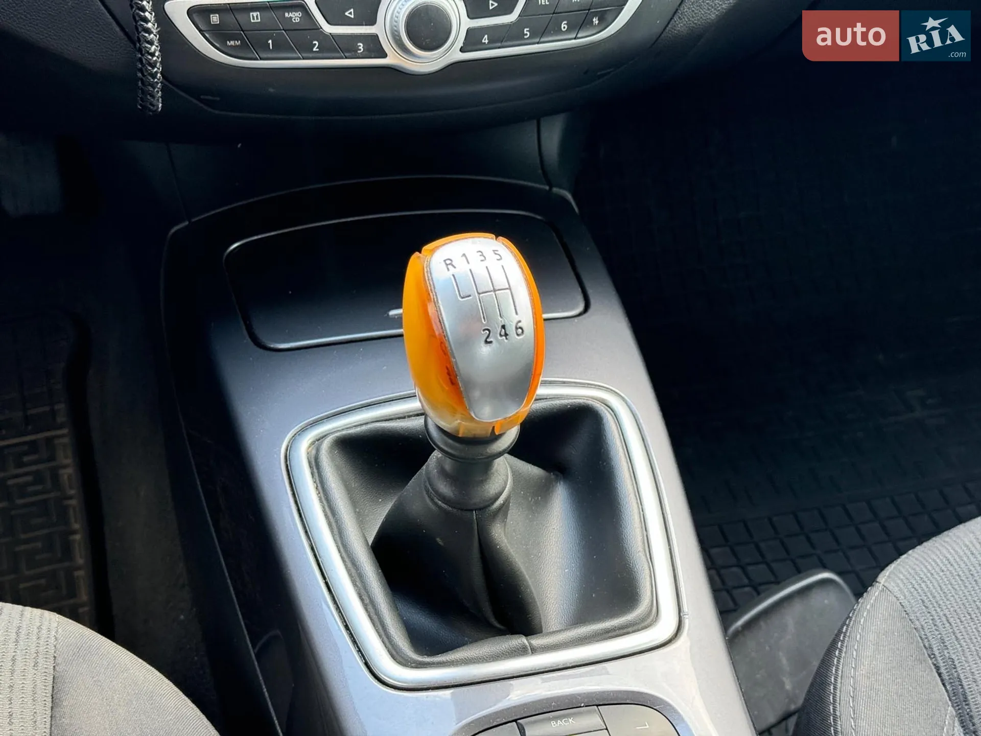 2010 Renault Laguna - мініатюра 27