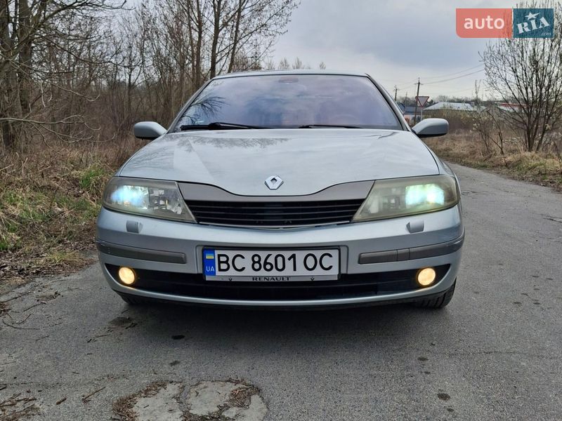Лифтбек Renault Laguna 2001 в Рудниках фото Лифтбек Renault Laguna 2001 в Рудниках