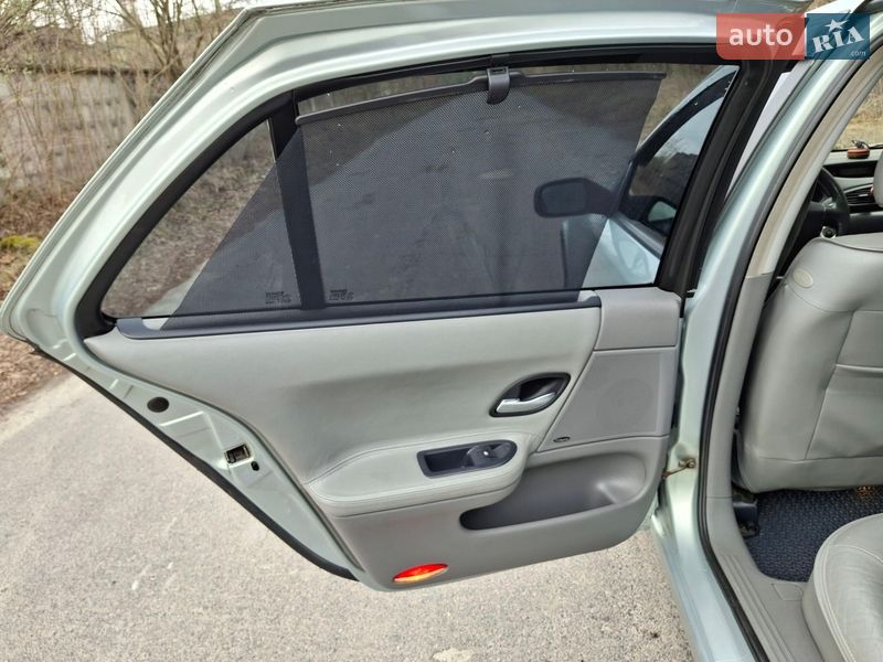 Лифтбек Renault Laguna 2001 в Рудниках фото 24 Лифтбек Renault Laguna 2001 в Рудниках