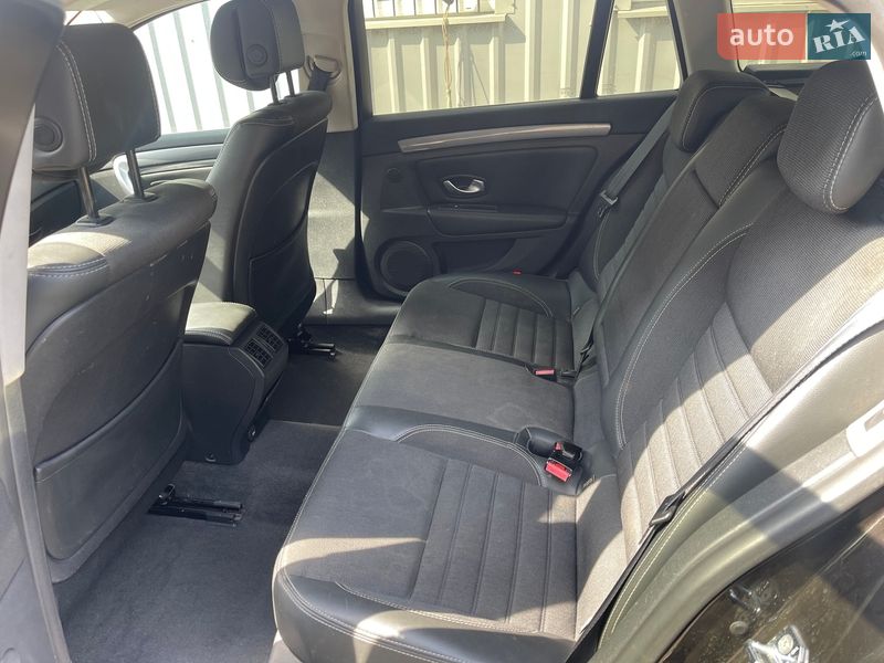 Универсал Renault Laguna 2010 в Шептицькому фото 24 Универсал Renault Laguna 2010 в Шептицькому