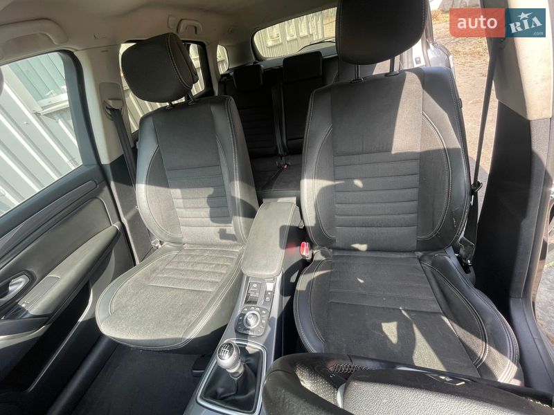 Универсал Renault Laguna 2010 в Шептицькому фото 28 Универсал Renault Laguna 2010 в Шептицькому