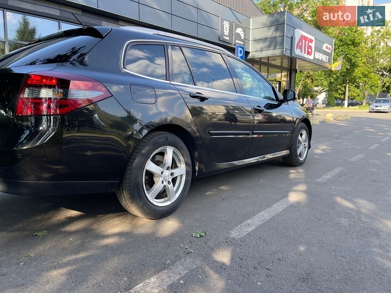 Универсал Renault Laguna 2010 в Шептицькому фото 11 Универсал Renault Laguna 2010 в Шептицькому