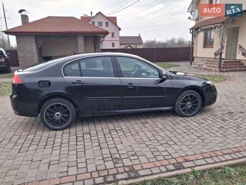 Лифтбек Renault Laguna 2009 в Калуше