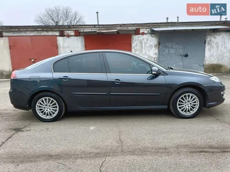 Renault Laguna 2011 VIN VF1BT1R0645118660 фото оголошення 23 з 77