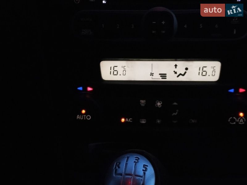 Універсал Renault Laguna 2006 в Полтаві фото 11 Універсал Renault Laguna 2006 в Полтаві