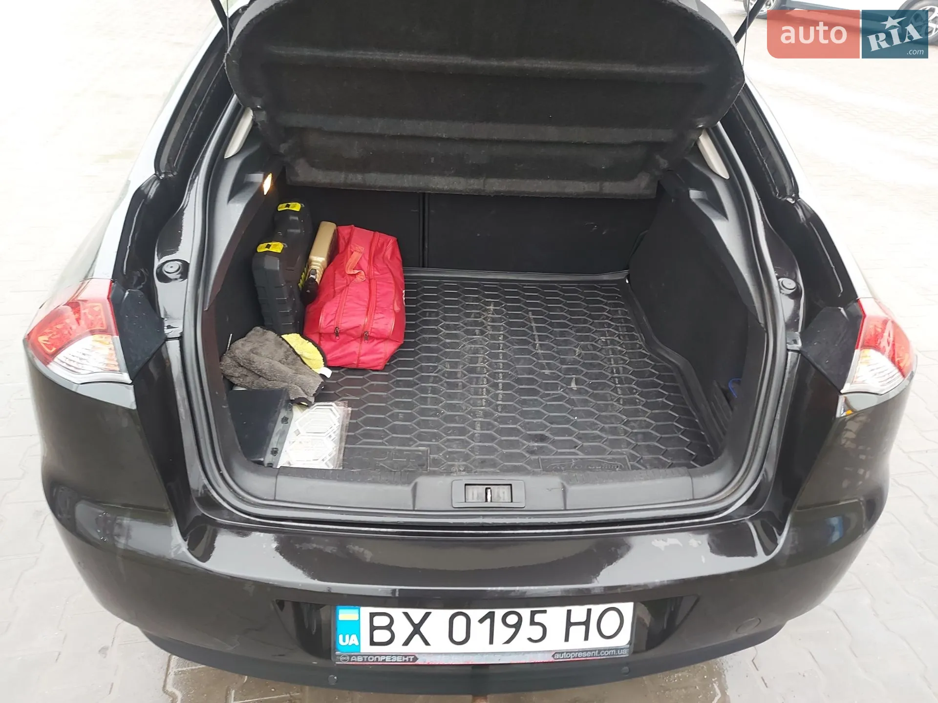2010 Renault Laguna - мініатюра 15