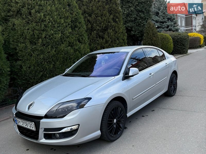 Лифтбек Renault Laguna 2011 в Одессе