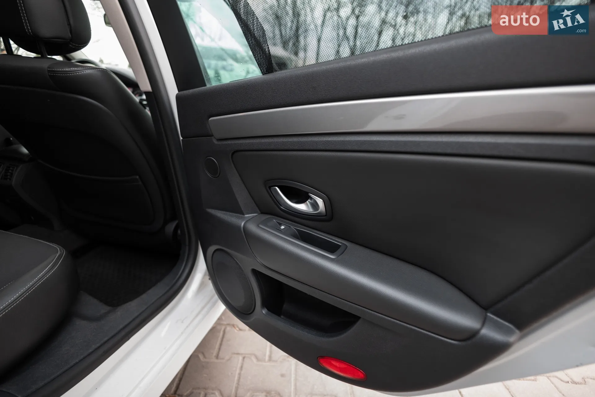 2012 Renault Laguna - мініатюра 47