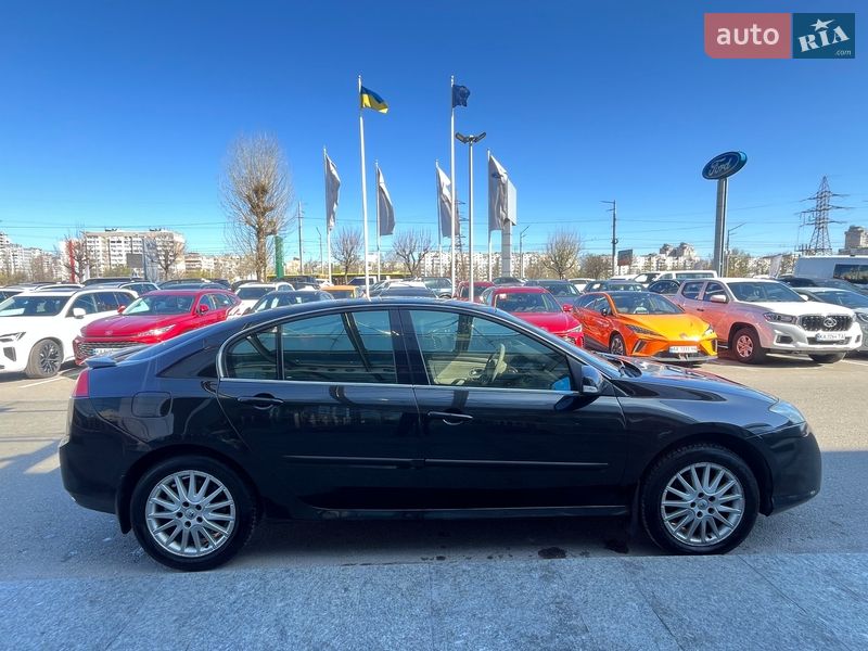 Лифтбек Renault Laguna 2008 в Киеве