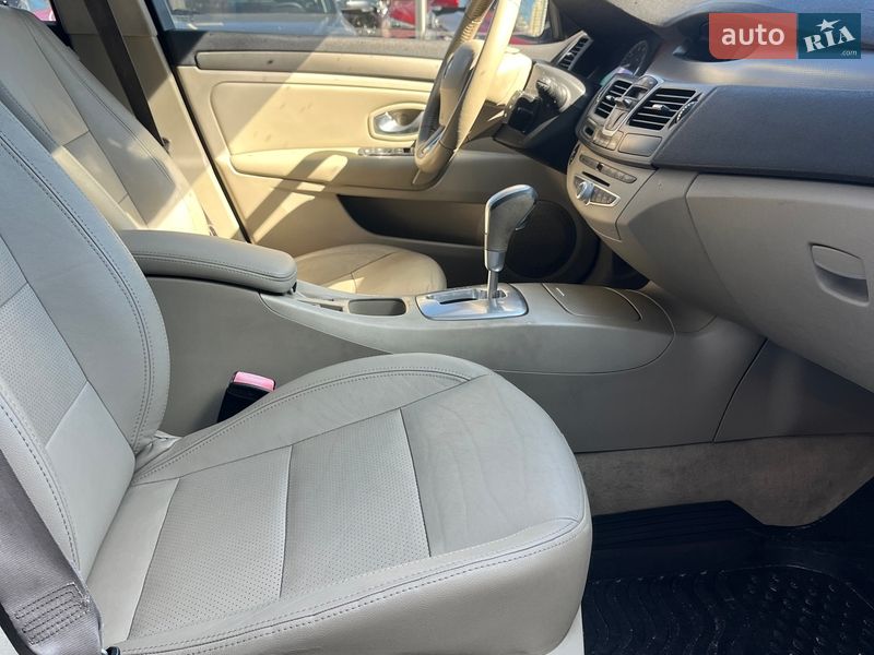 Лифтбек Renault Laguna 2008 в Киеве