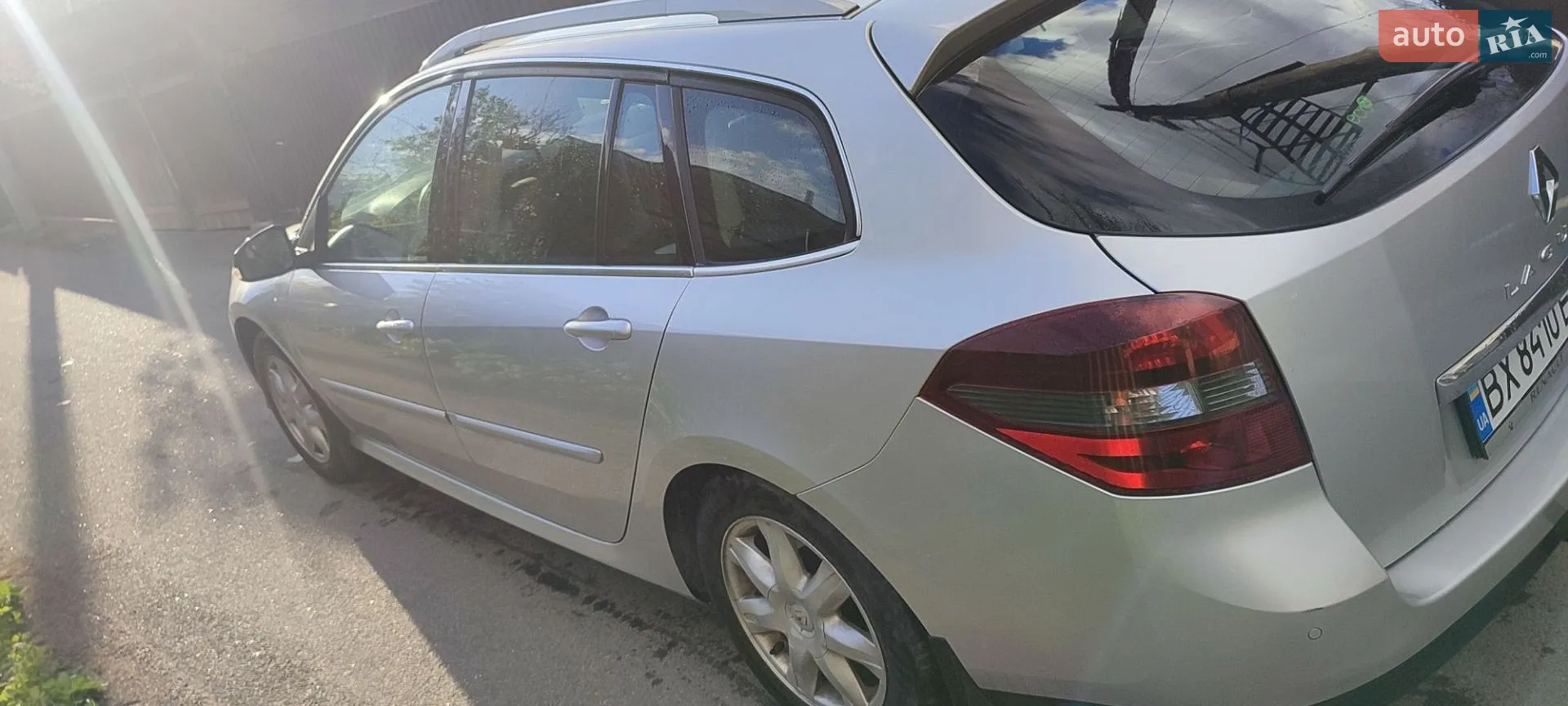 2010 Renault Laguna - мініатюра 2